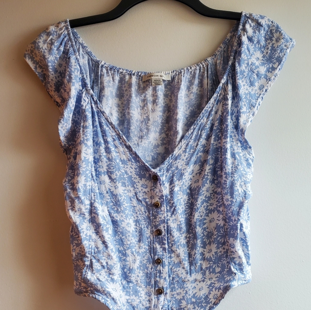 American Eagle Blue Floral Tie-Up Crop Top